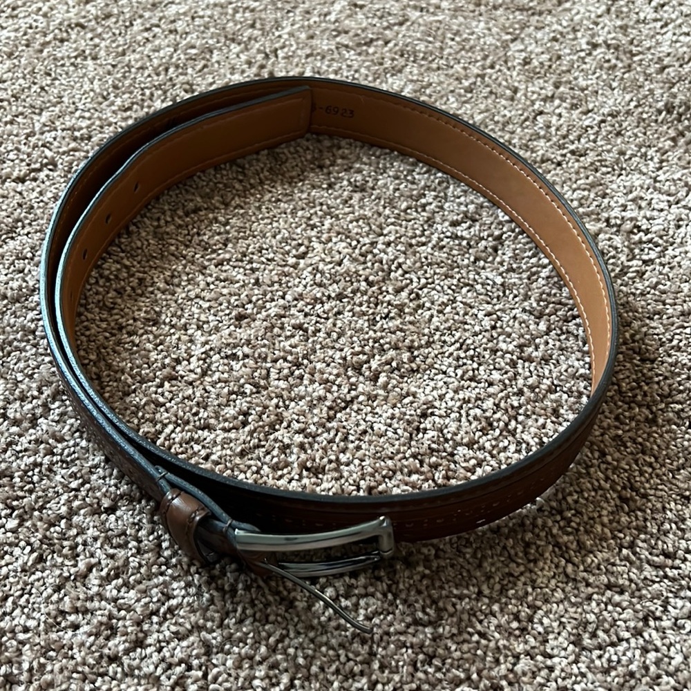 Johnston & Murphy brown leather belt - Picture 2 of 7